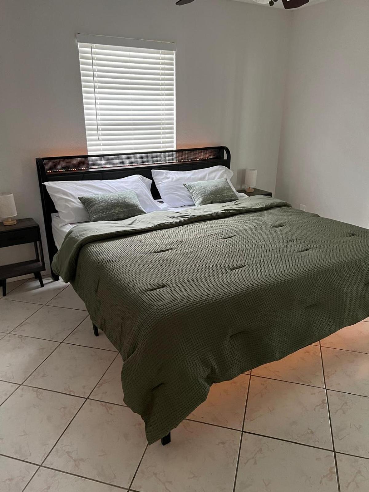 タンパLa Casita Of Raymond James Stadiumアパートメント エクステリア 写真
